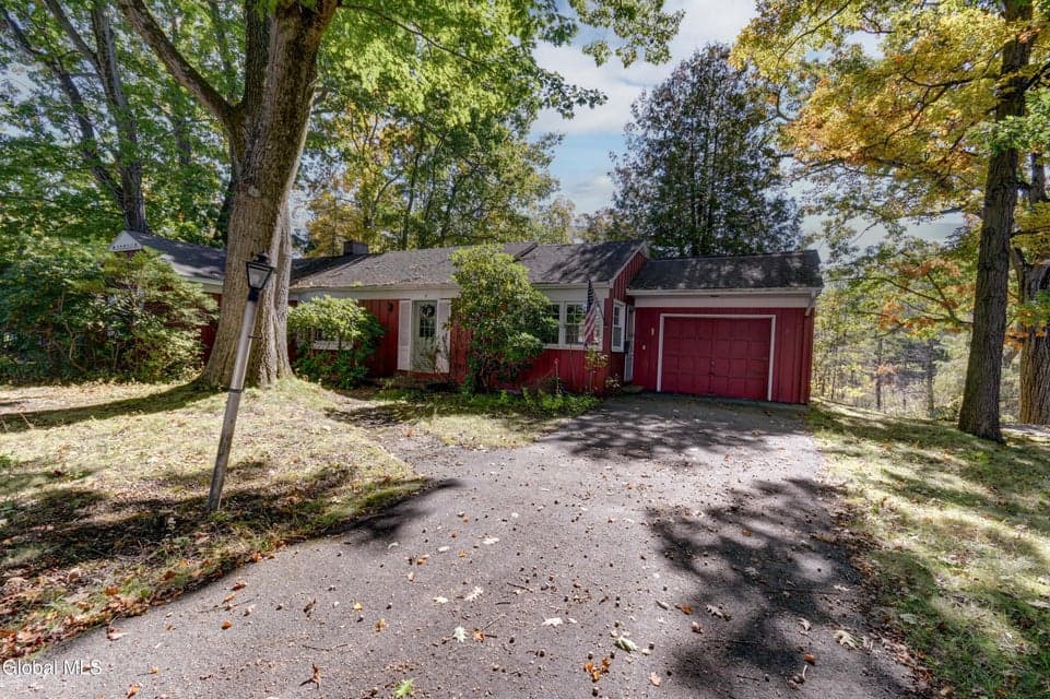 8 Woodland Drive, photo 5