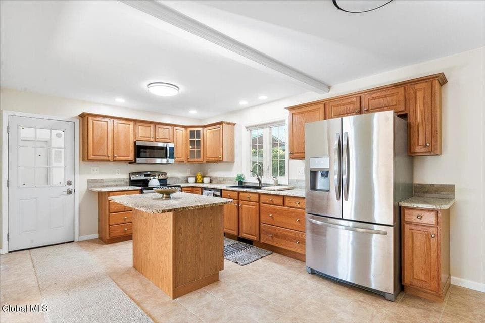82 N Lincoln Street, photo 5