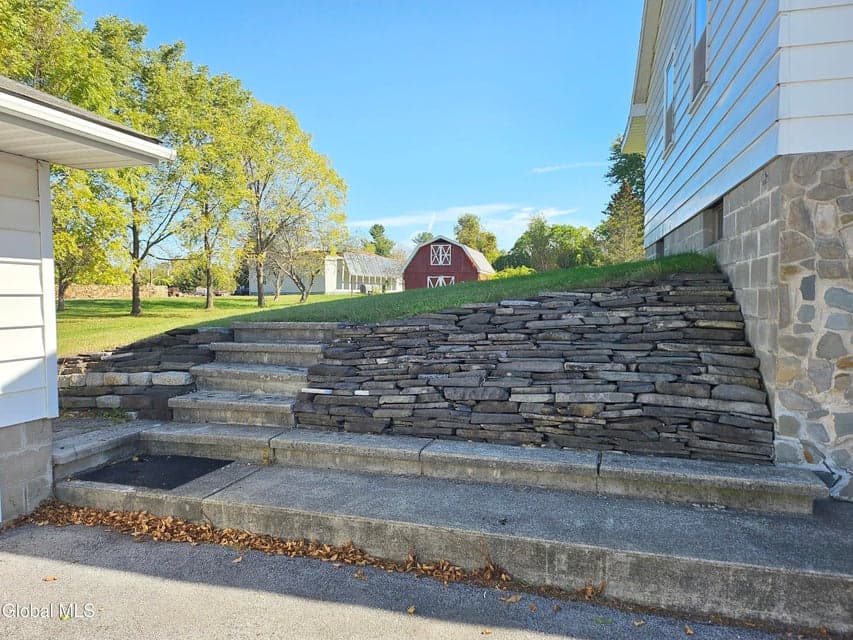1 Pohl Drive, photo 4