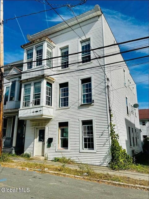 174 Congress Street, photo 1