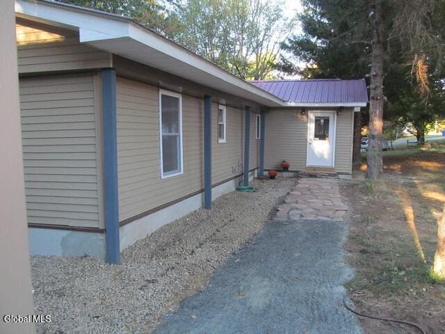 530 Ridge Road, photo 2