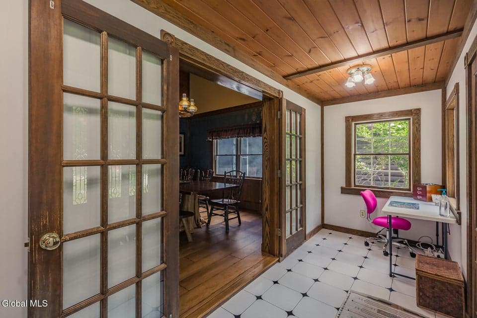 1532 S Shore Road, photo 5