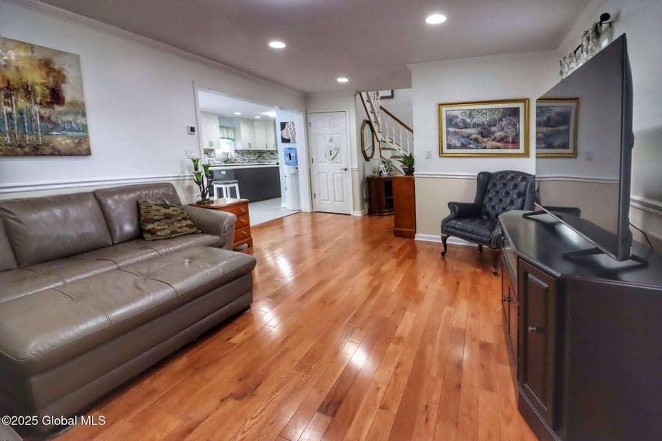 111 Windswept Drive E, Amsterdam, NY, photo 5