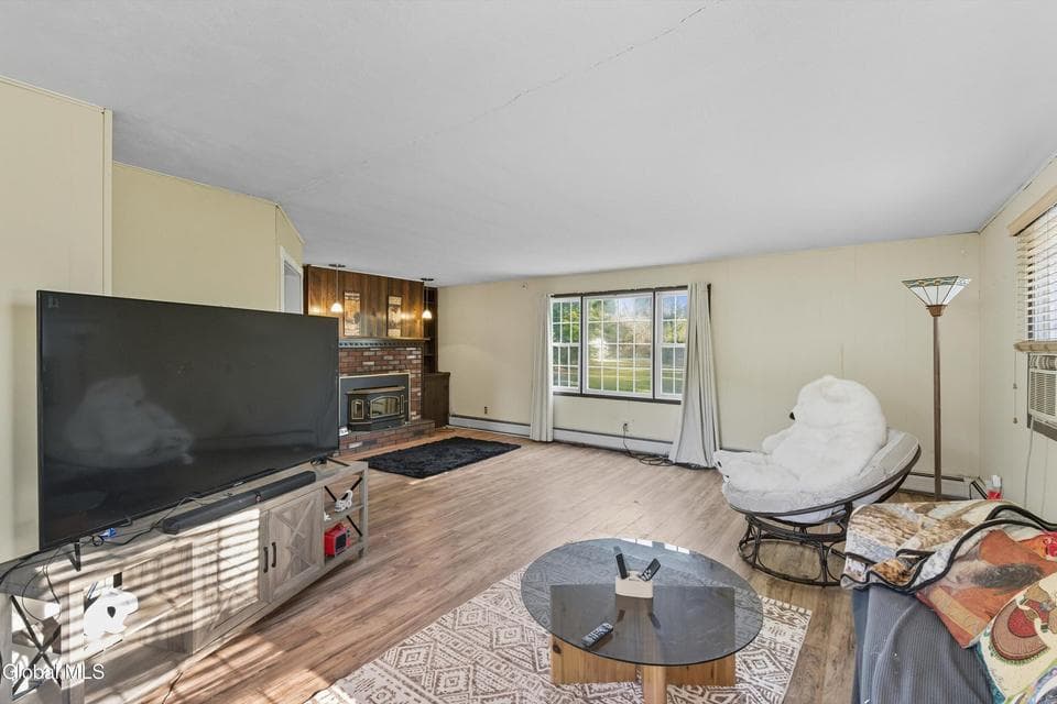 243 Wilton Gansevoort Road, photo 4