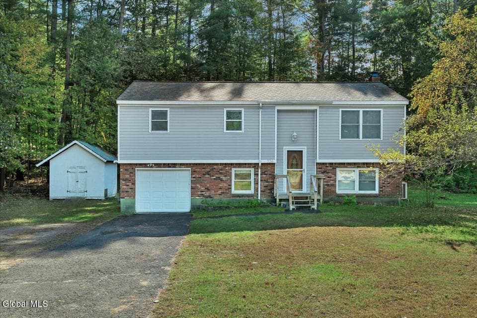 326 Louden Road, photo 1