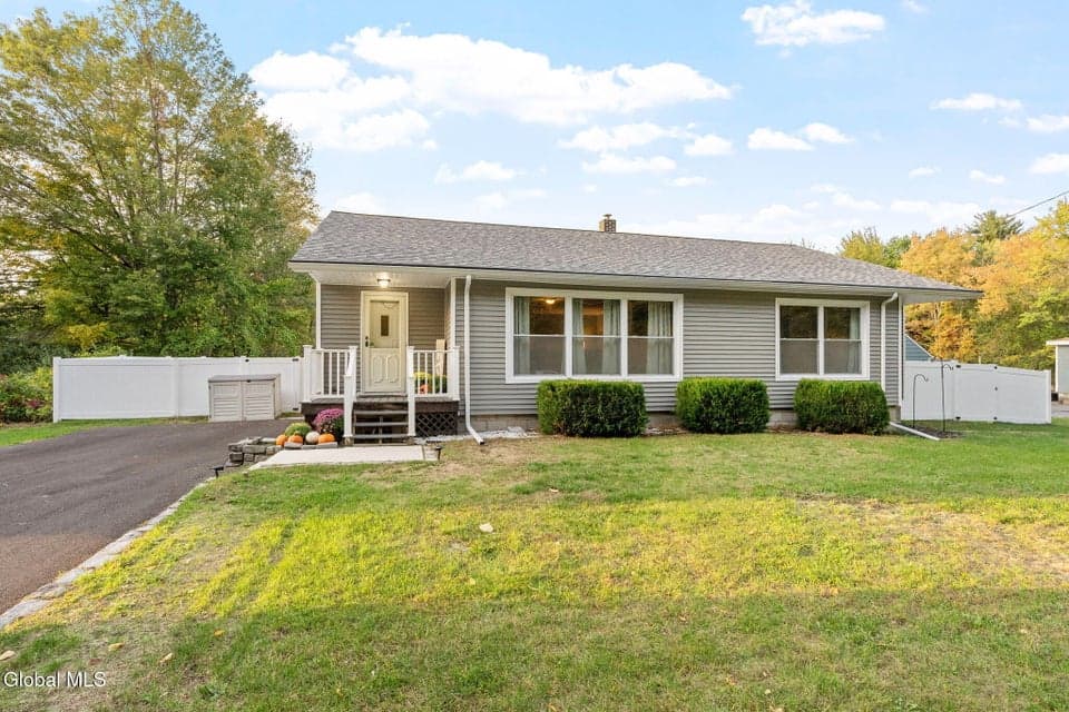 160 Clamsteam Road, photo 1