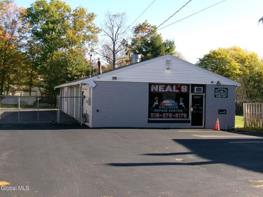 2127 Central Avenue, Colonie, NY, photo 4