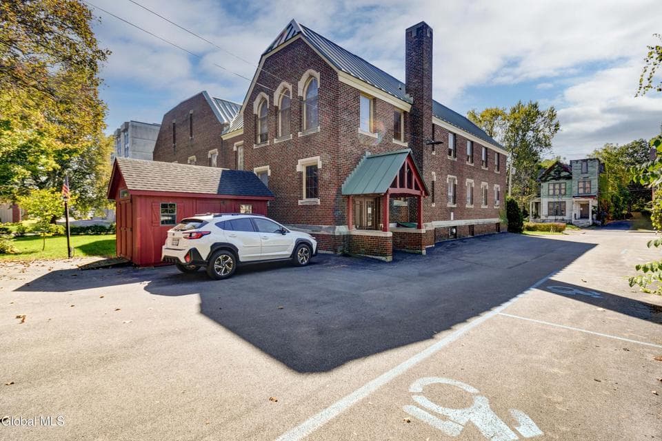24 Pine Street, photo 5