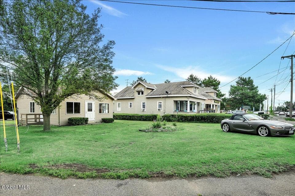 1361 Central Avenue, Colonie, NY, photo 5