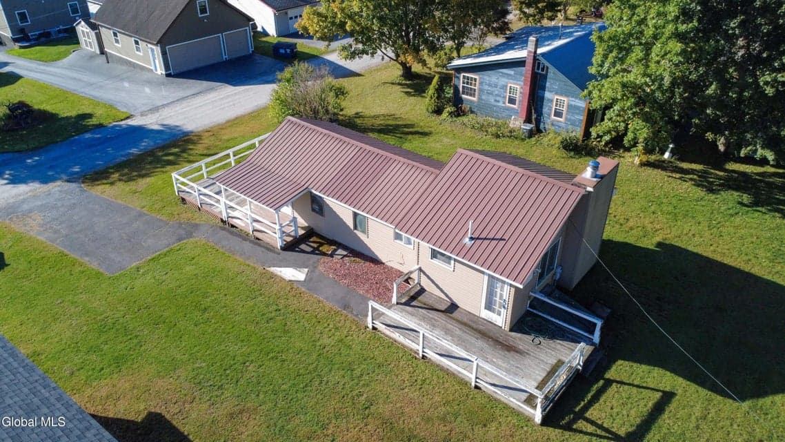 109 Bertrand Road, photo 2