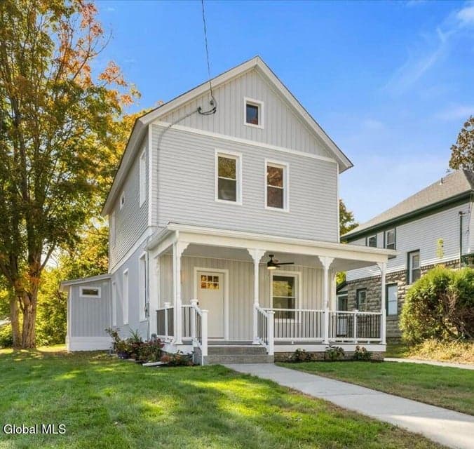 33 James Street, Lake George, NY, photo 1