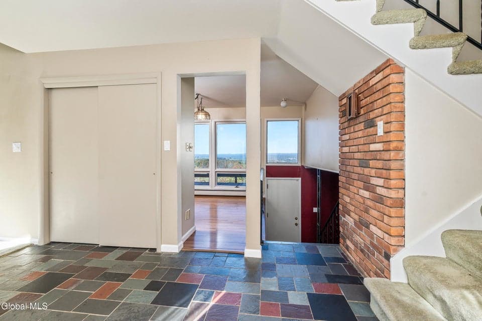875 Bulls Head Road, photo 5