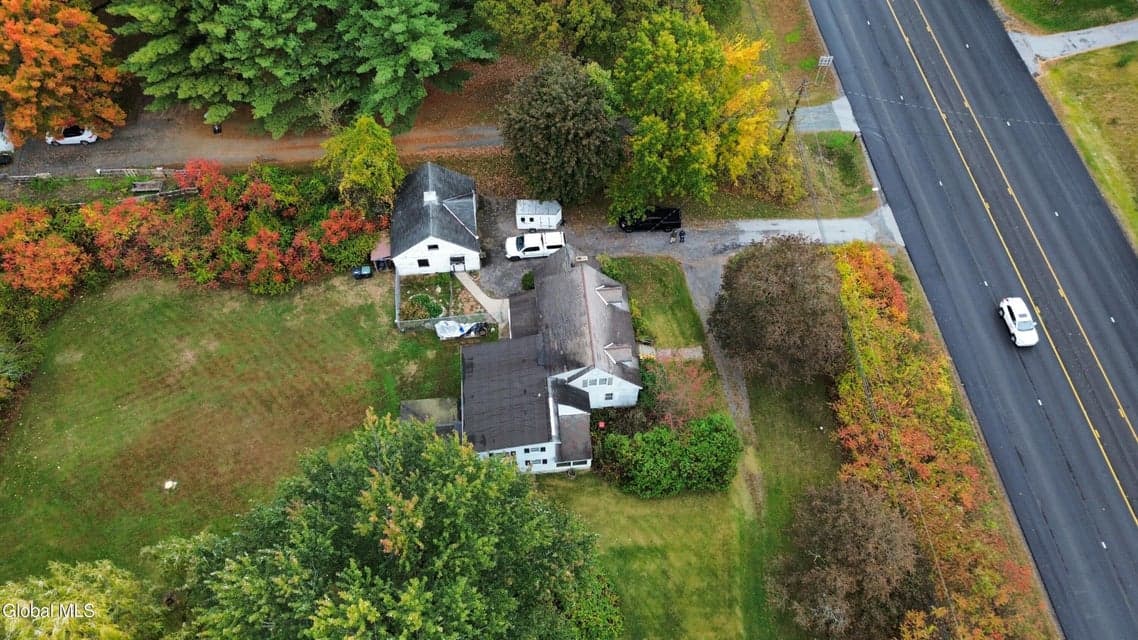 2280 US-9, Mechanicville, NY, photo 2