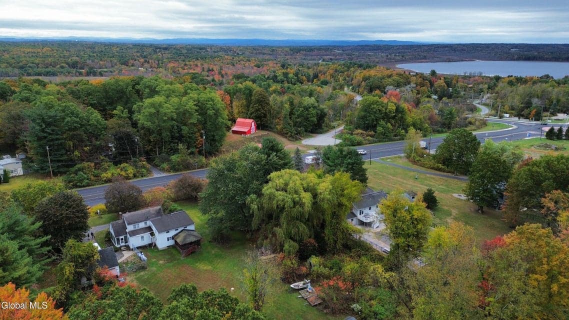 2280 US-9, Mechanicville, NY, photo 4