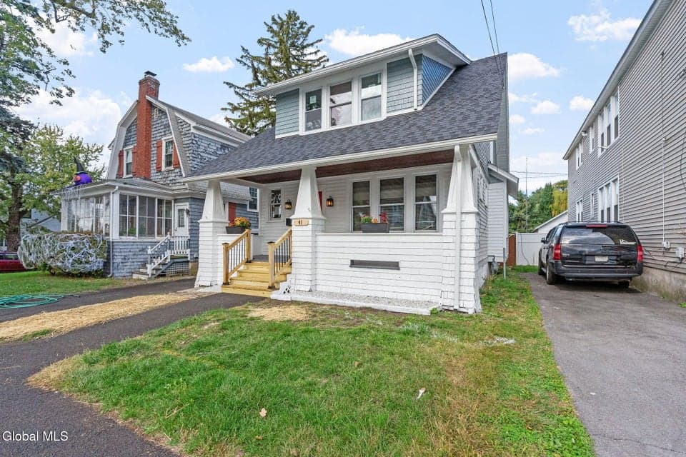 41 109th Street, photo 3