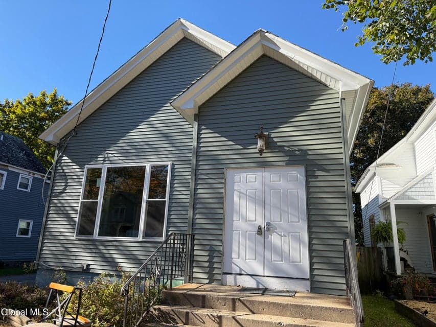20 Ogden Street, Glens Falls, NY, photo 5