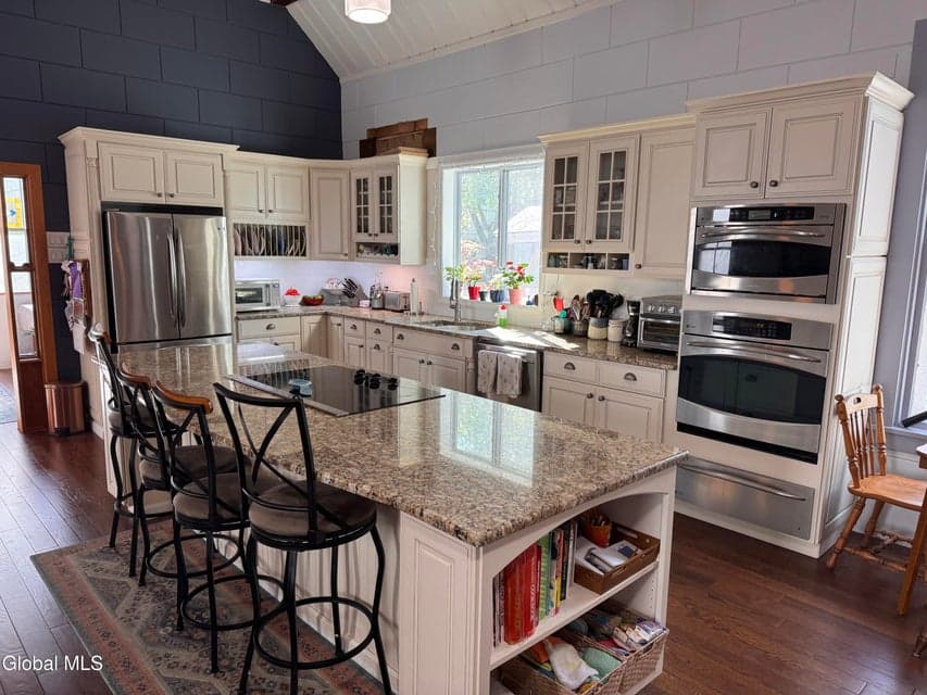 20 Ogden Street, Glens Falls, NY, photo 2