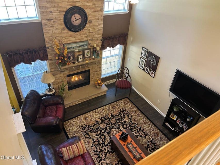 2066 Orchard Park Drive, photo 5