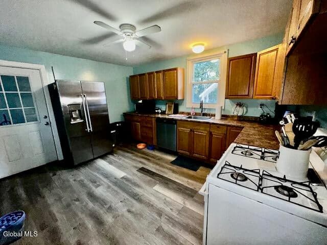 1016 4th Street, photo 3