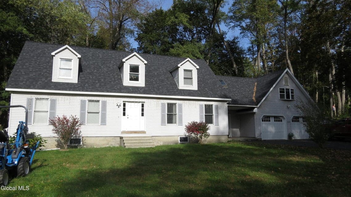 130 Main Street, photo 2
