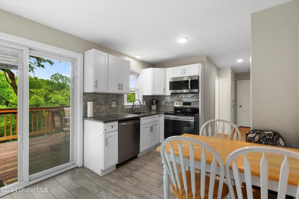 20 Gardner Terrace, photo 5