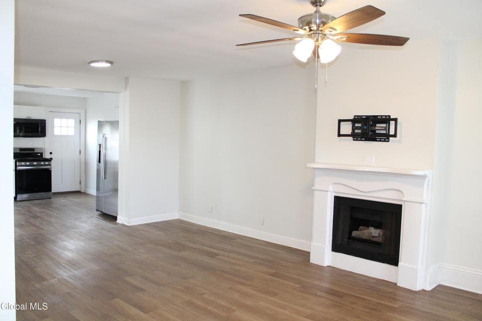 47 Chestnut Street, photo 4