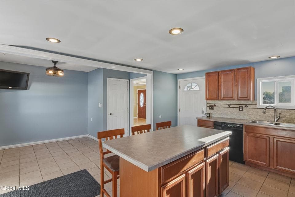 1 Winston Place, photo 5