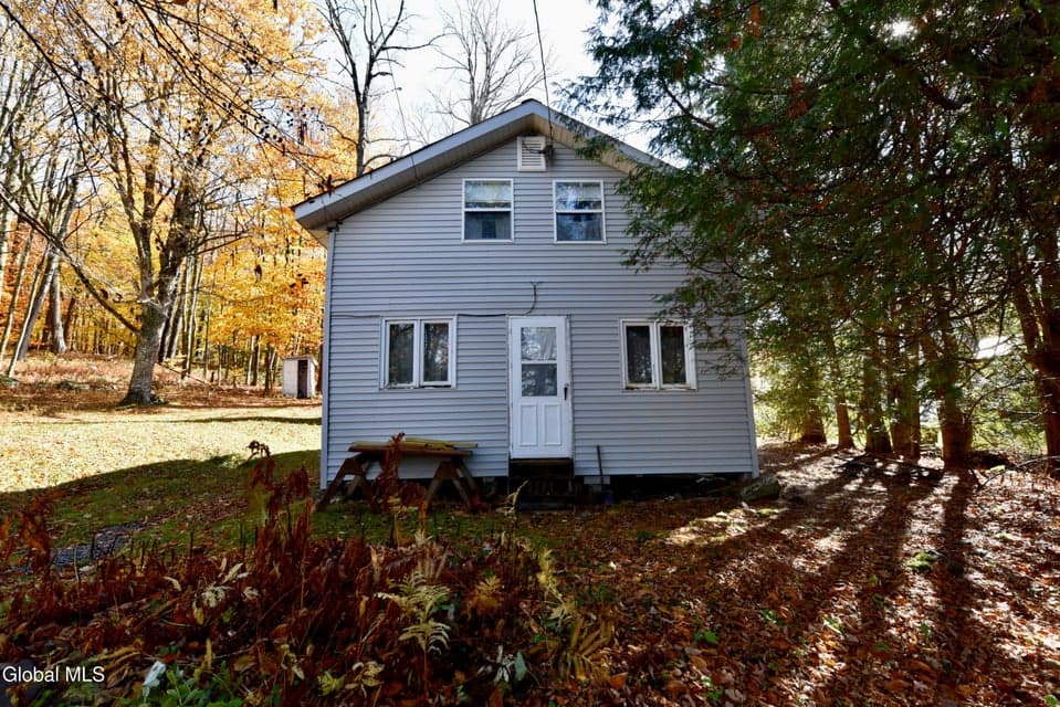 4 DELAVAN Avenue, Greenfield, NY, photo 1