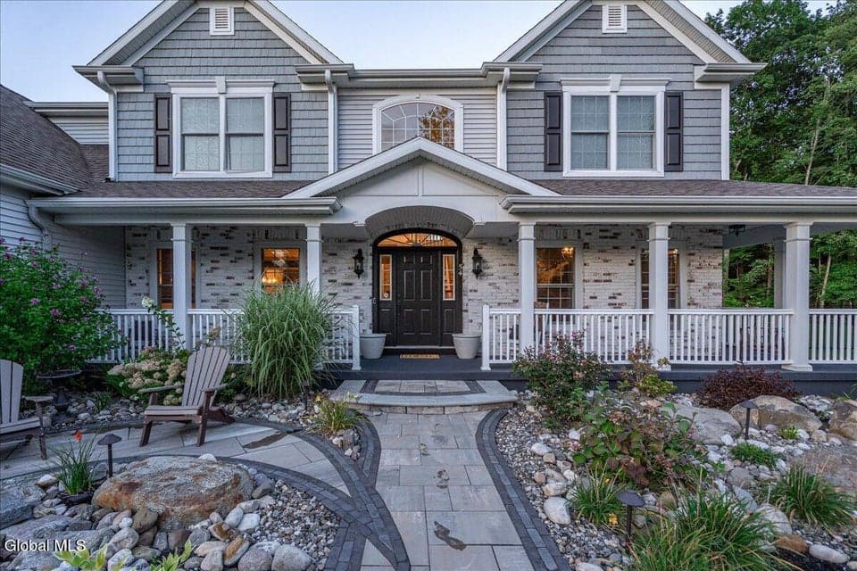 54 Walden Circle, photo 4