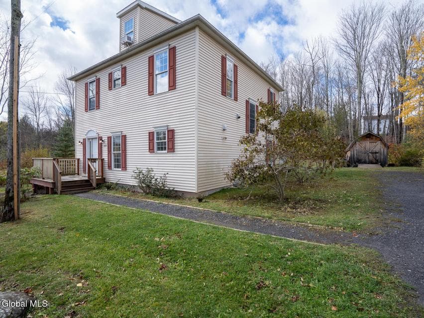 77 Brookside Drive, photo 2