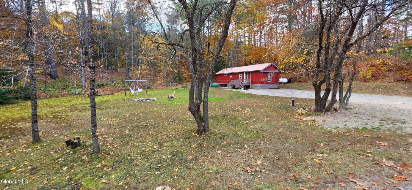 257 Hadley Road, photo 2