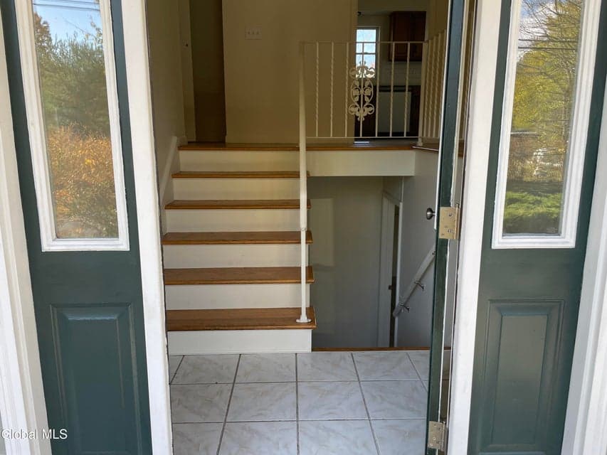 25 Pine Street, Bethlehem, NY, photo 5