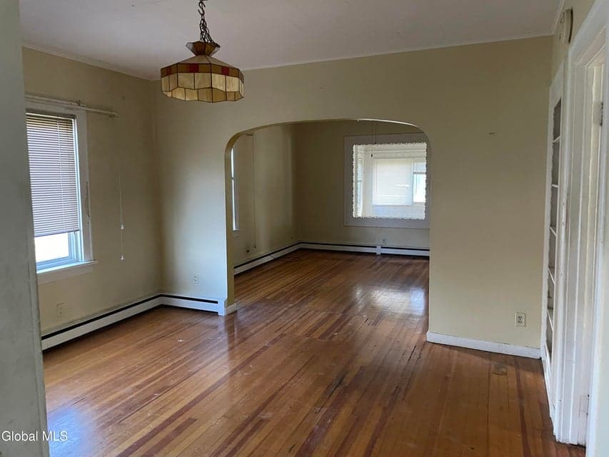 11 Pine Street, Bethlehem, NY, photo 2