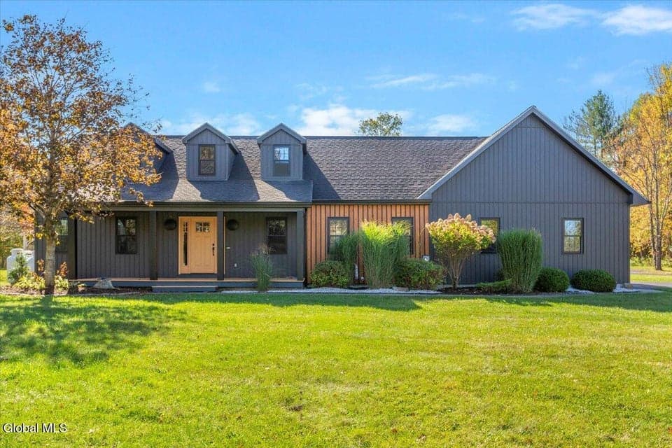 133 Dawson Road, photo 1