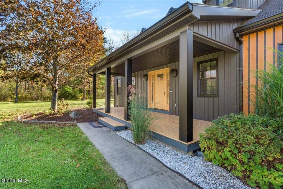 133 Dawson Road, photo 2