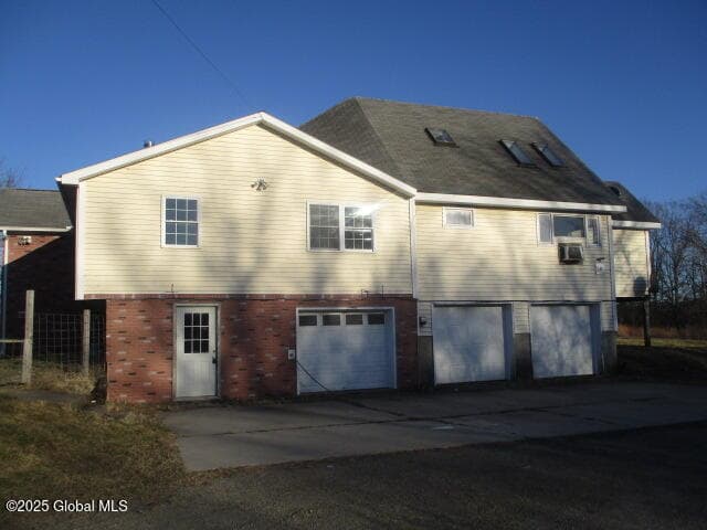 735 Shore Airport Road, photo 1