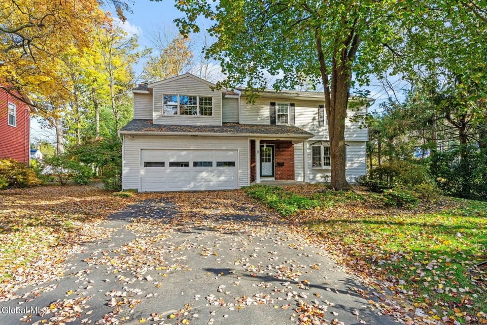 8 Wedge Road, Bethlehem, NY, photo 2