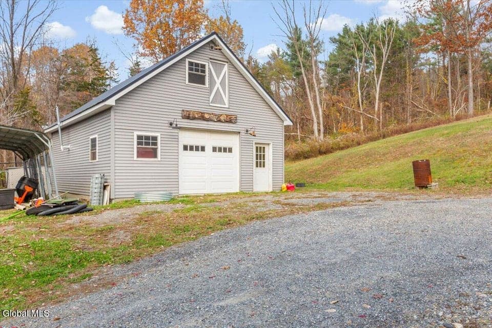 498 South Street, photo 2