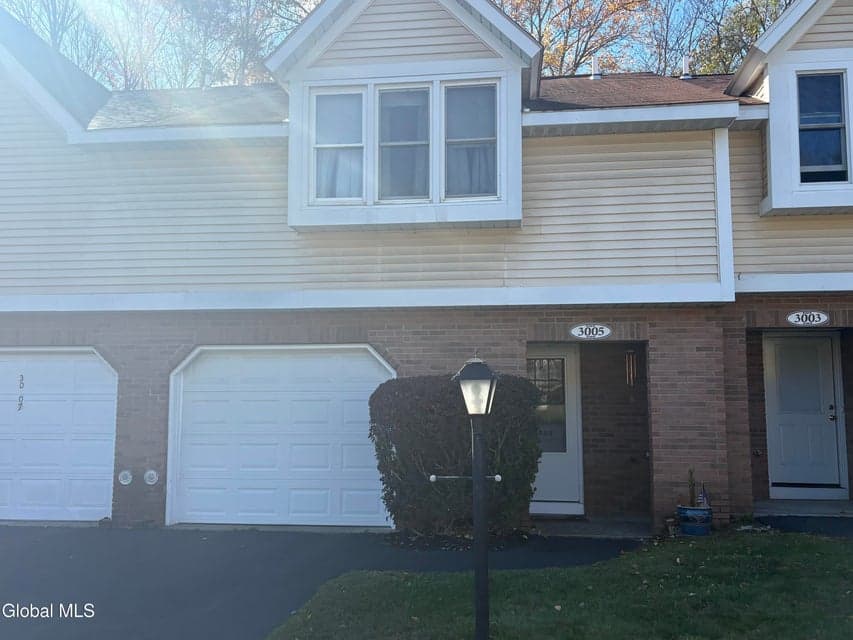 3005 Squire Boulevard, Guilderland, NY 12159, photo 2