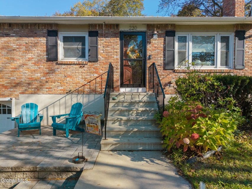 230 Gasner Avenue, photo 3
