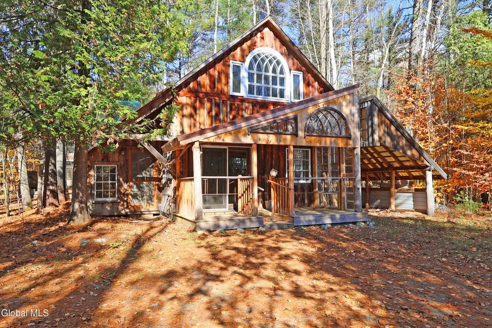 75 Wood Thrush Way, photo 2