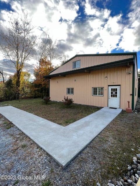 15 Pasco Avenue, Queensbury, NY, photo 5
