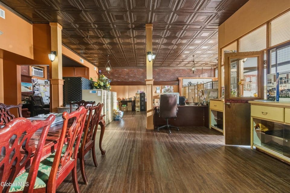 62 Lawrence Street, photo 5