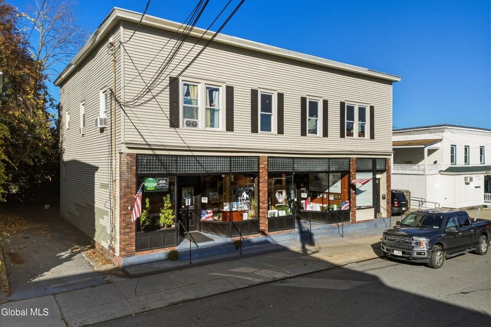 62 Lawrence Street, photo 1