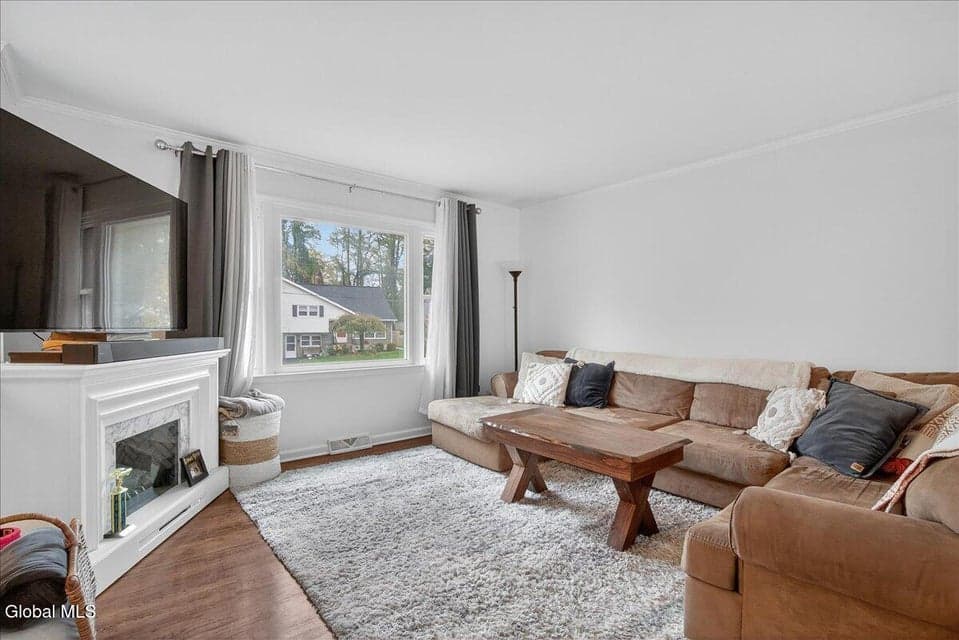 205 E Palmer Avenue, photo 4