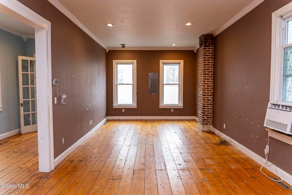 11 River Street, photo 3