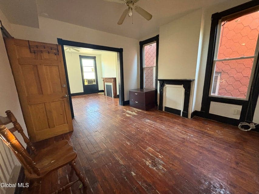 41 Ontario Street, photo 2