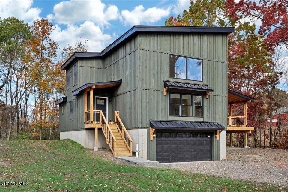 399 Snyders Corner Road, photo 1