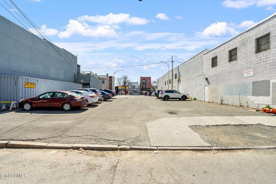 233 Central Avenue, Albany, NY, photo 5