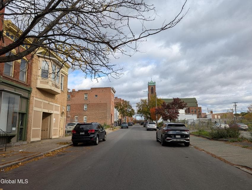 2247 5th Avenue, photo 4